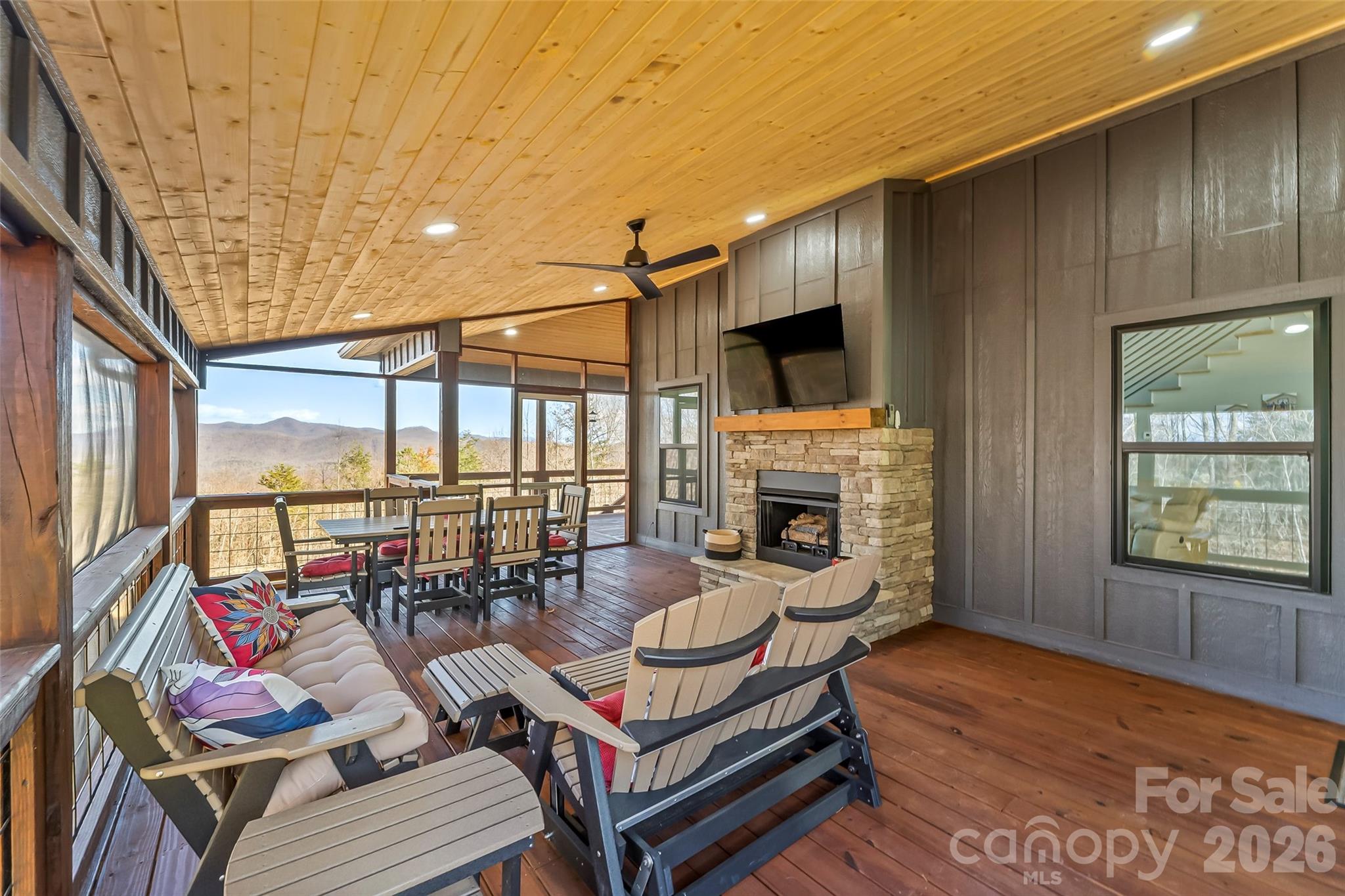 Grandview Peaks - Residential