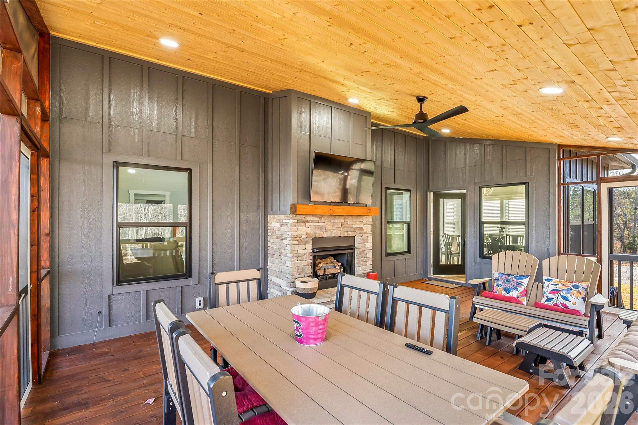 Grandview Peaks - Residential