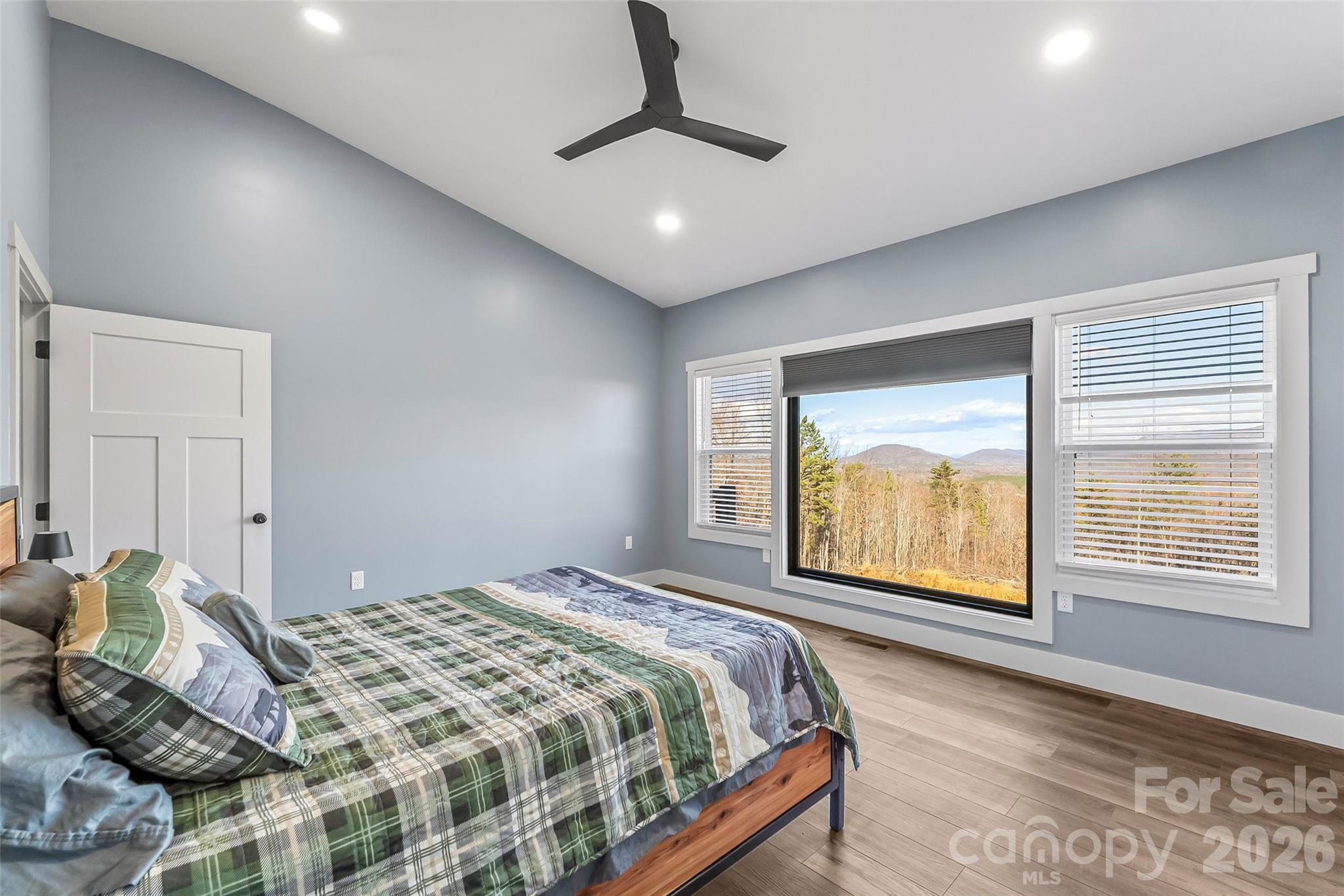 Grandview Peaks - Residential