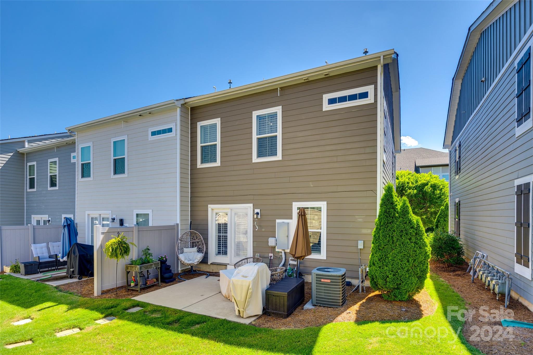 Bryton Square - Residential