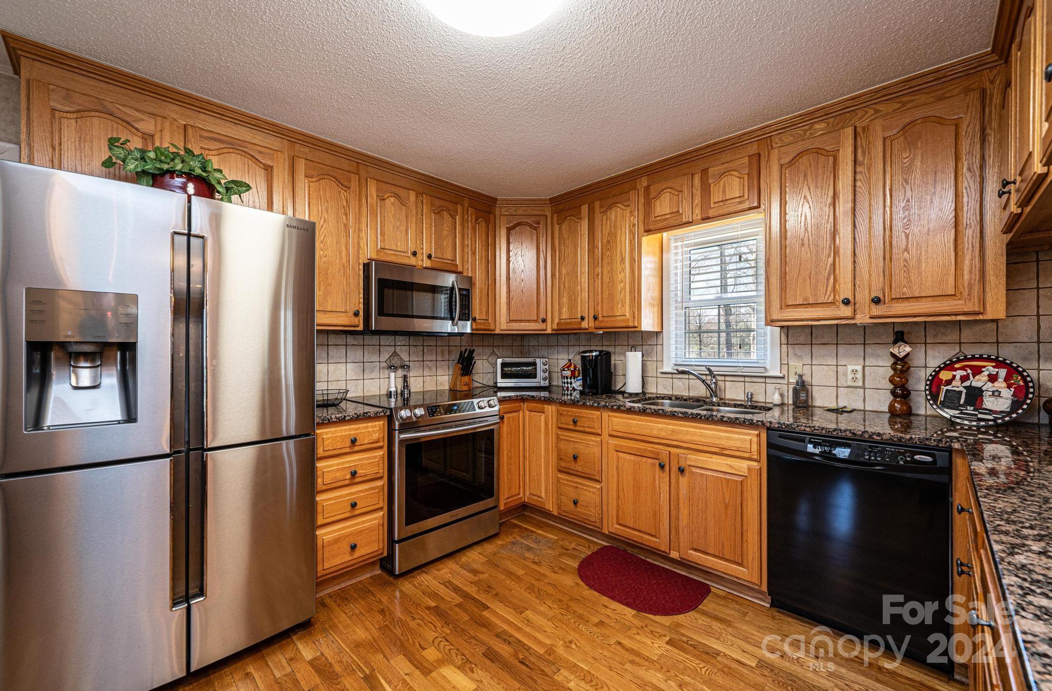 Sides Estate - Residential