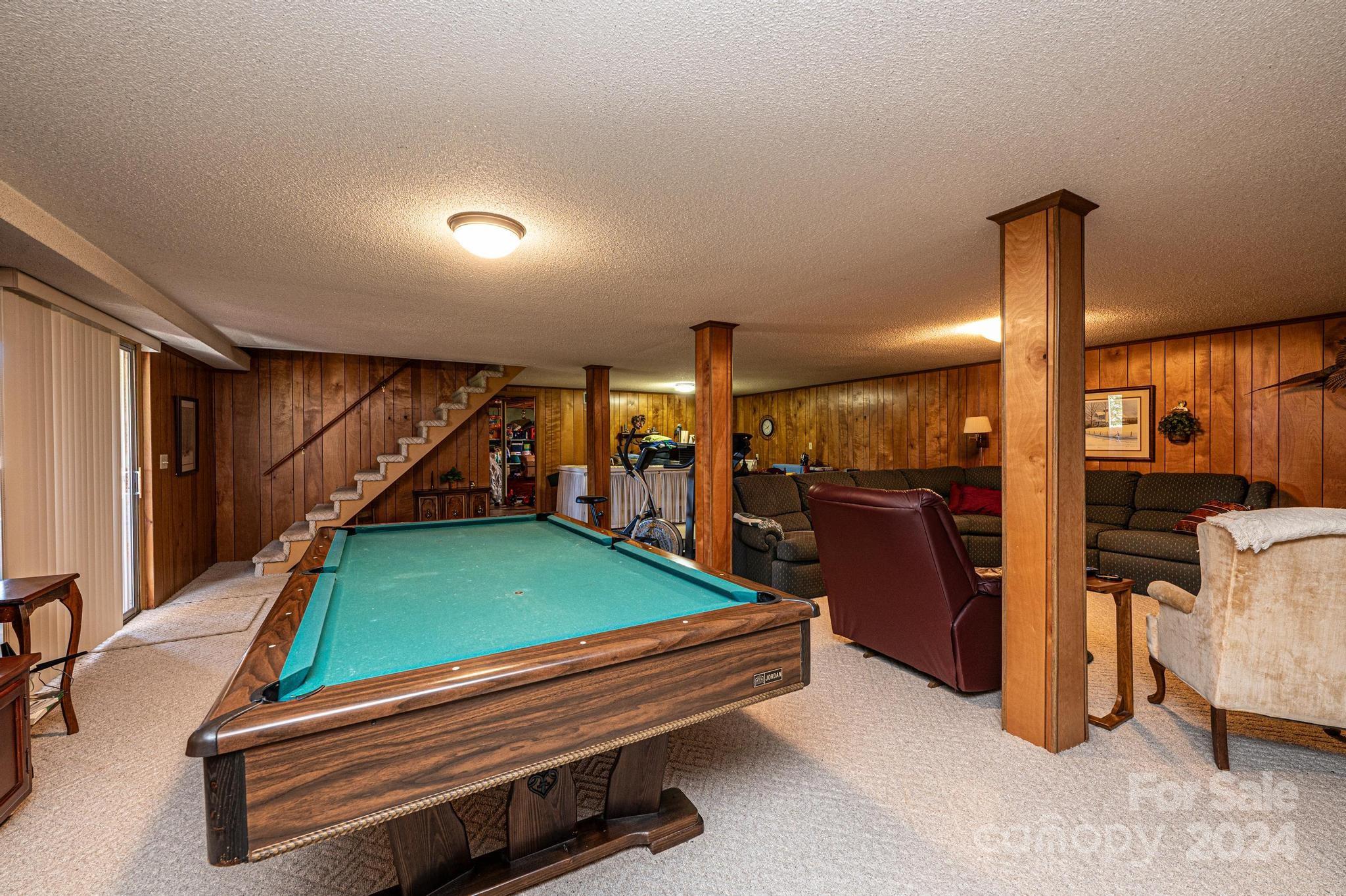 Sides Estate - Residential