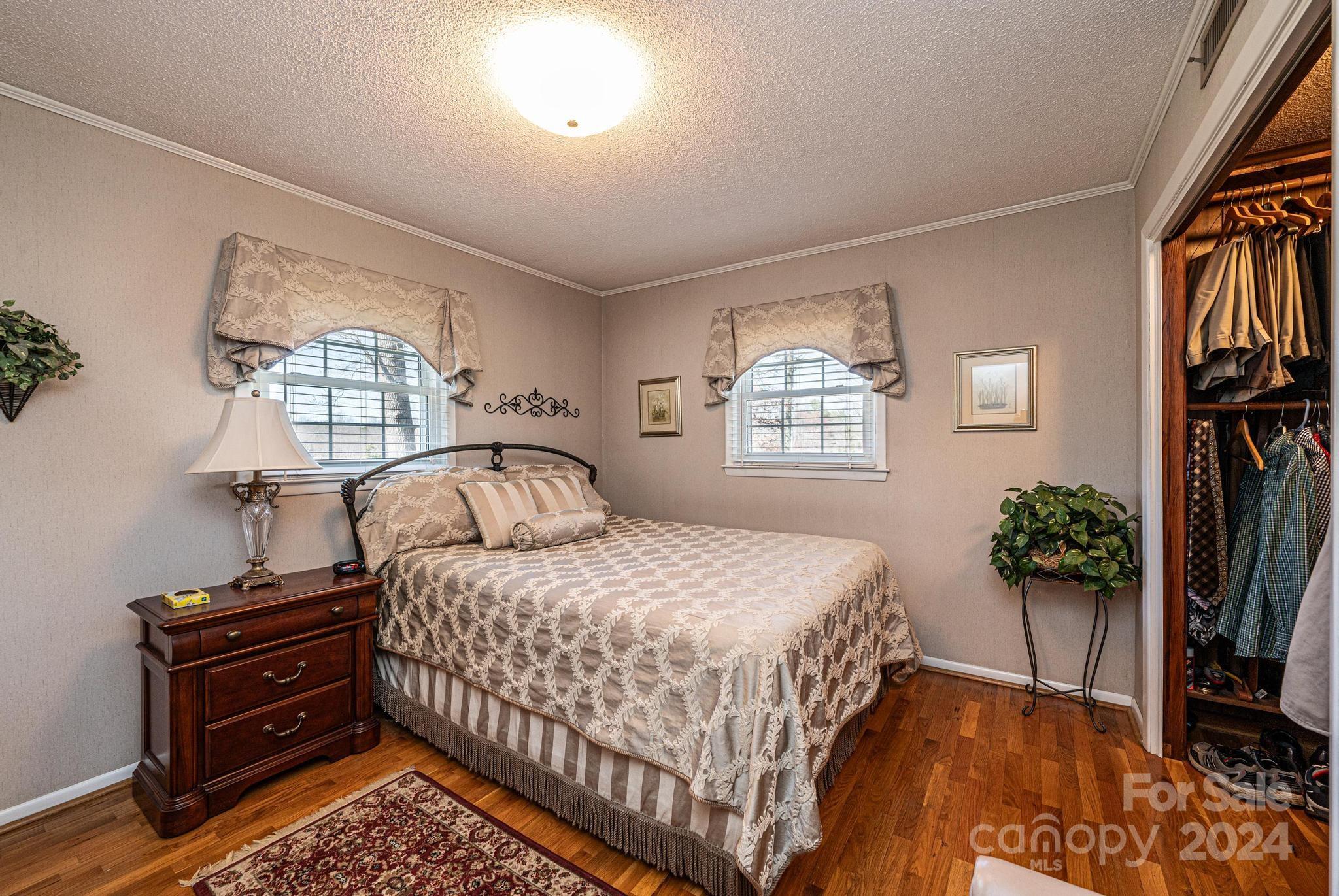 Sides Estate - Residential