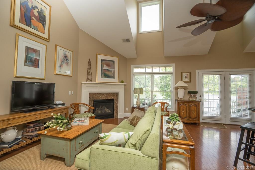 Beacon Knoll - Residential