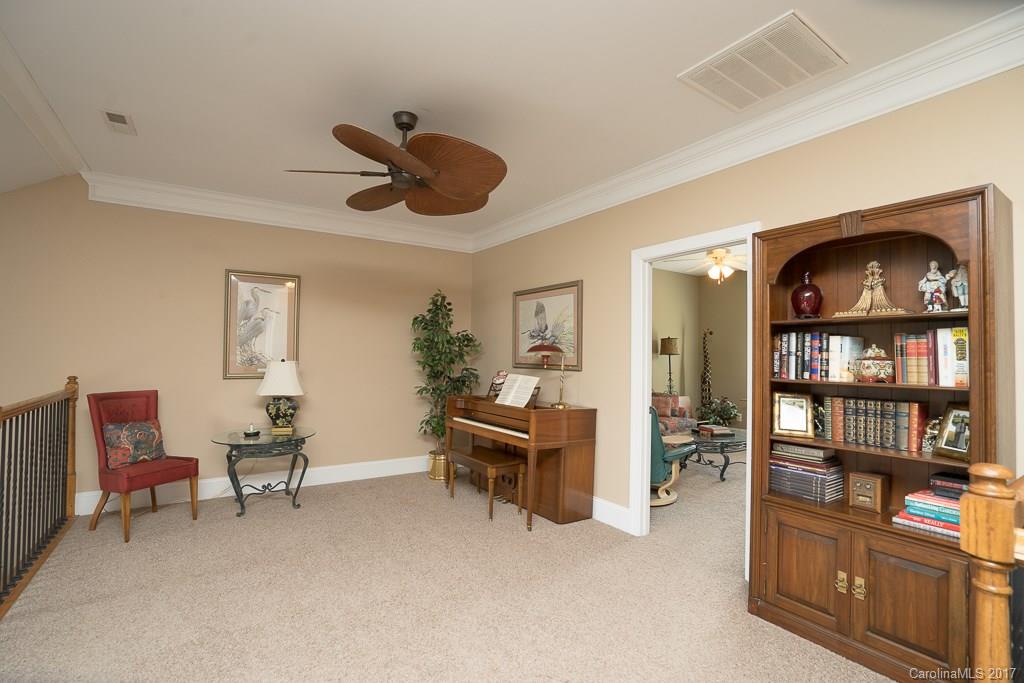 Beacon Knoll - Residential