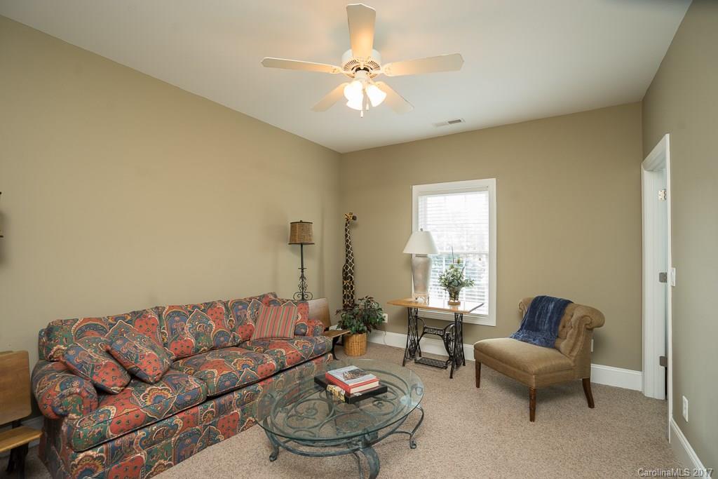 Beacon Knoll - Residential