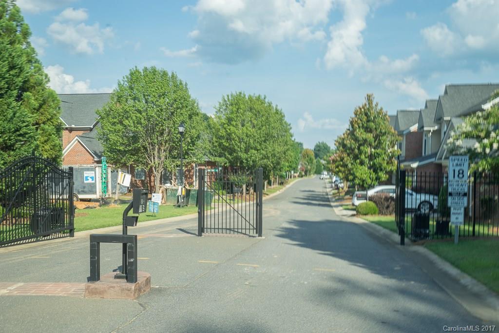 Beacon Knoll - Residential