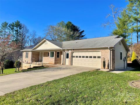 23 St. Andrews Drive Etowah NC 28729