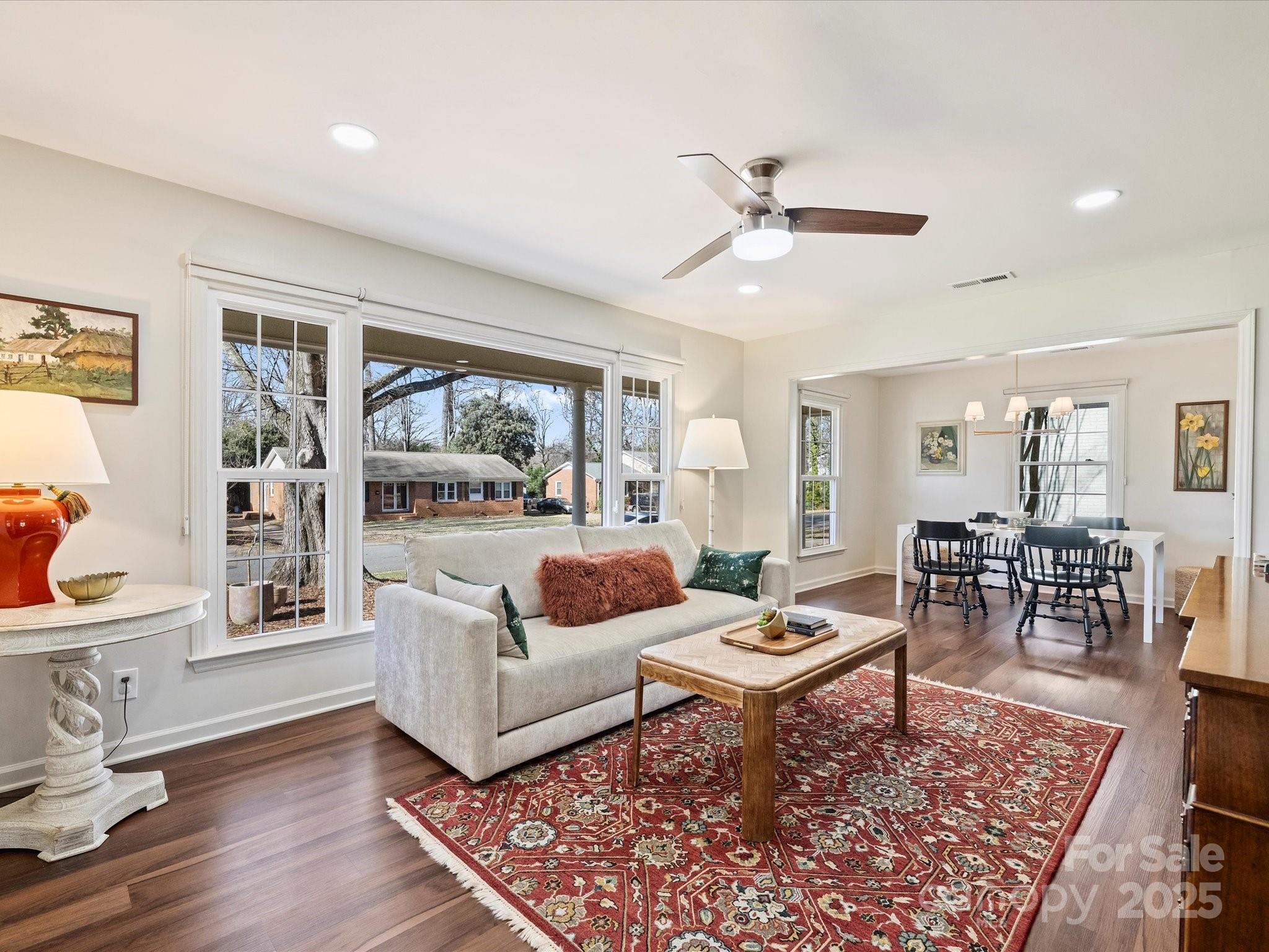 4523 Carriage Drive Circle