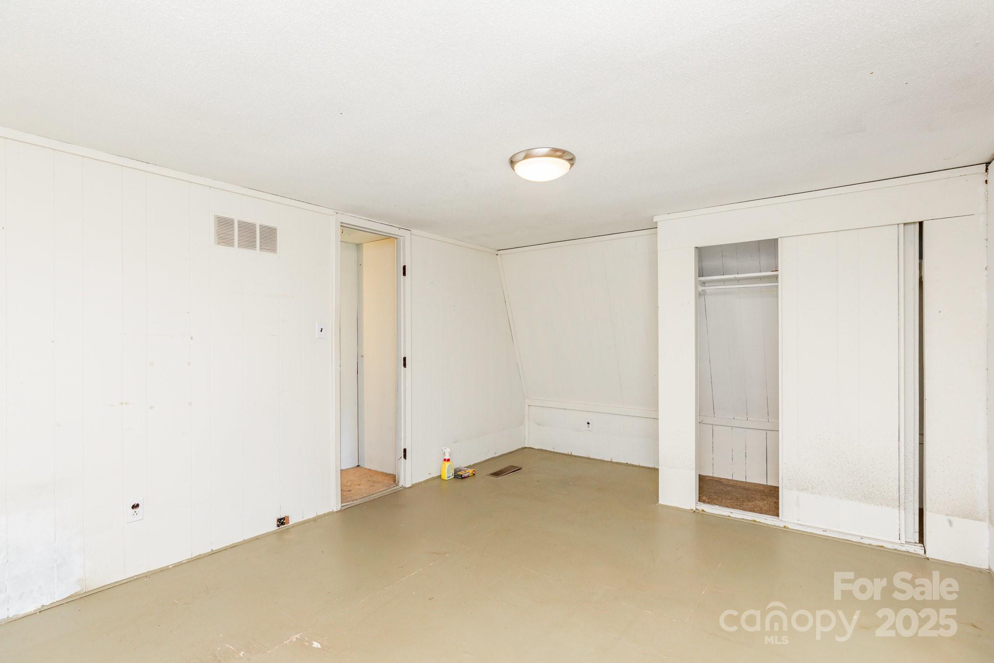 Cedar Villas - Residential