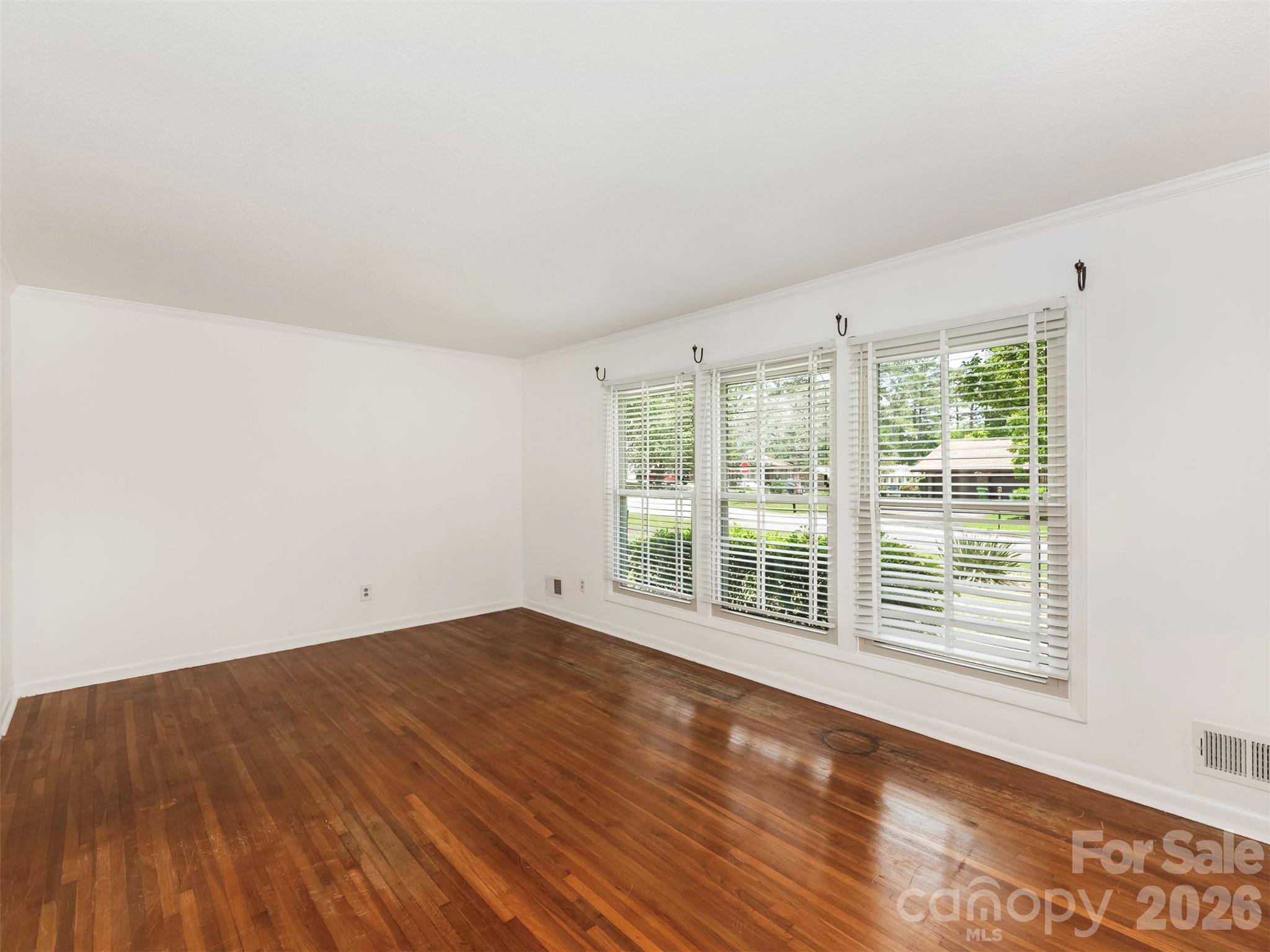 8121 Greenbrook Road