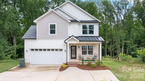 Photo of 2130 N New Hope Road, Gastonia, NC 28054 (MLS # 4388711)