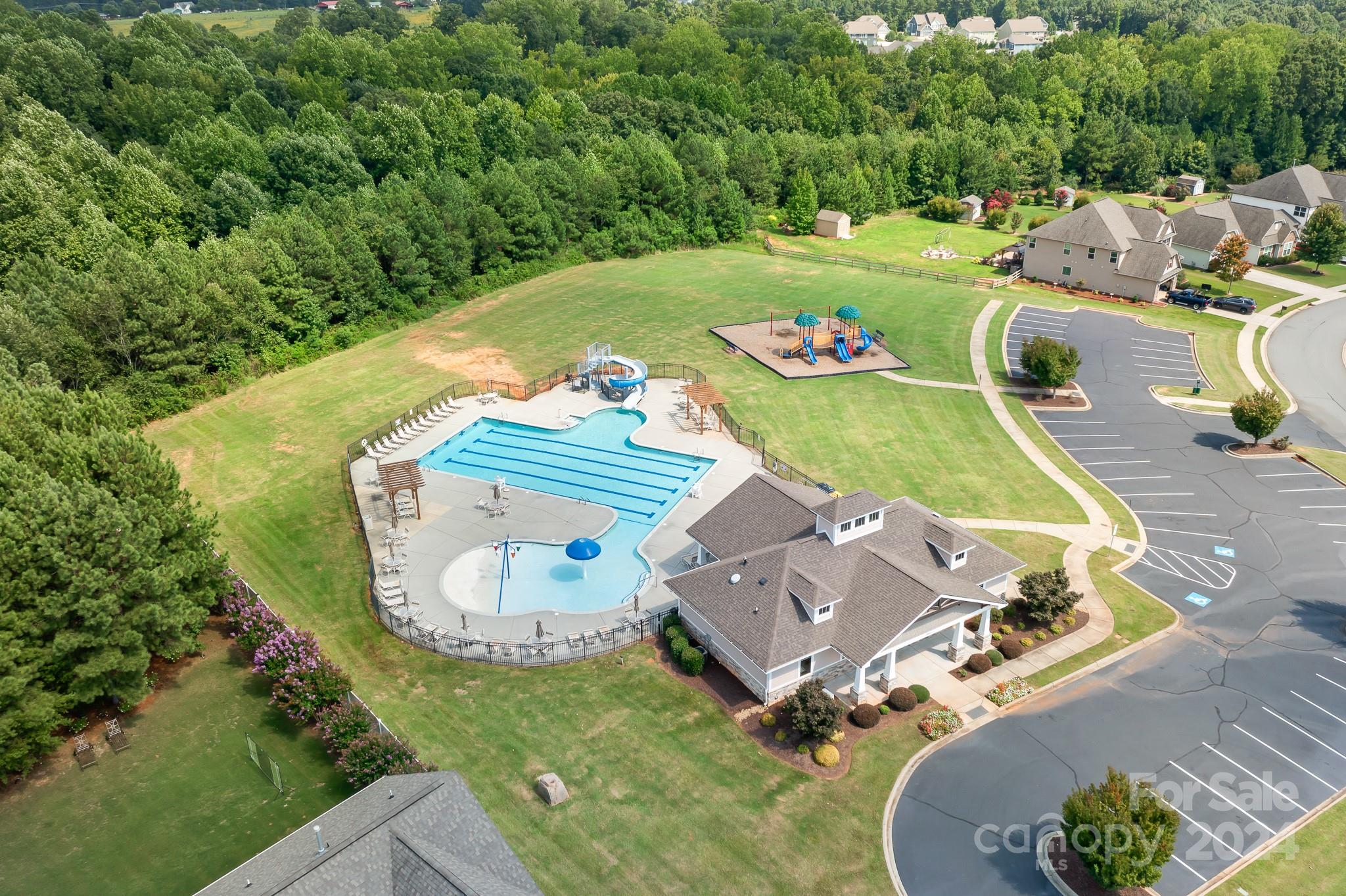 Covington at Lake Norman - Residential