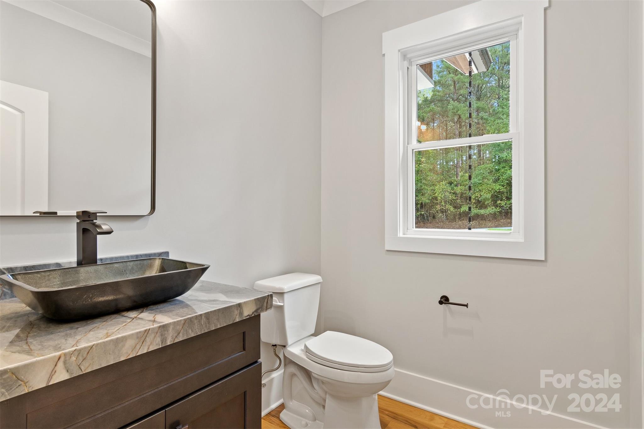 Paradise Harbor - Residential