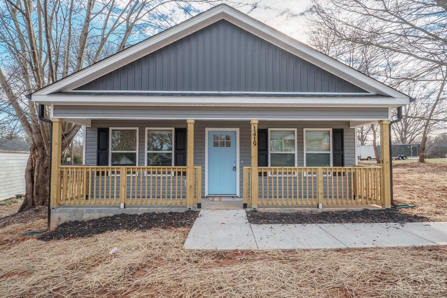 Beautiful BRAND NEW house 5 minutes from the FUSE District & Loray Mill. This home boasts many upgrades, such as recessed lighting throughout the house, LVP throughout the house, Tile in the kitchen and bathrooms, Fridge included, blinds installed and a beautiful front porch. Excellent floorplan with great flow to the house, and for such a great price!