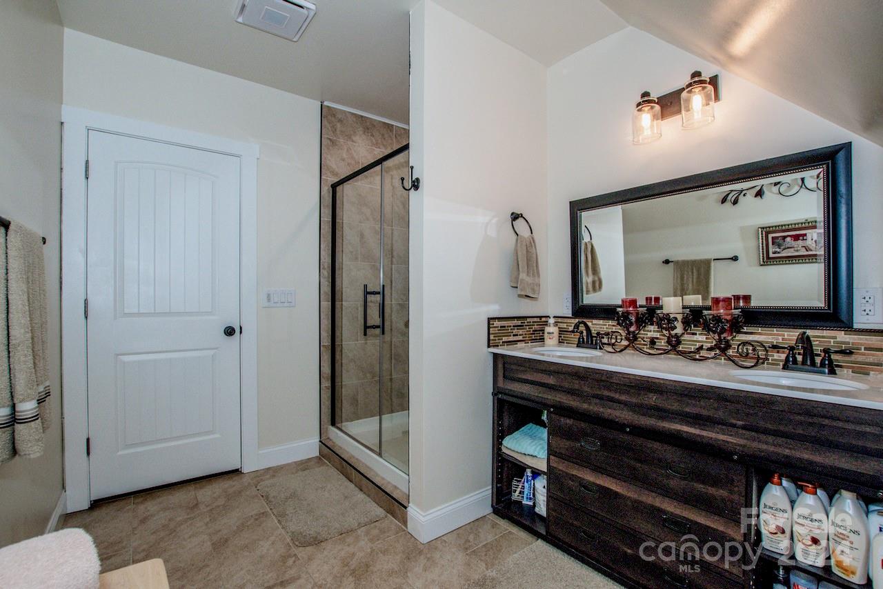 Carol Lynn Acres - Residential