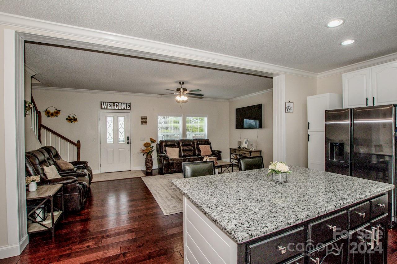 Carol Lynn Acres - Residential