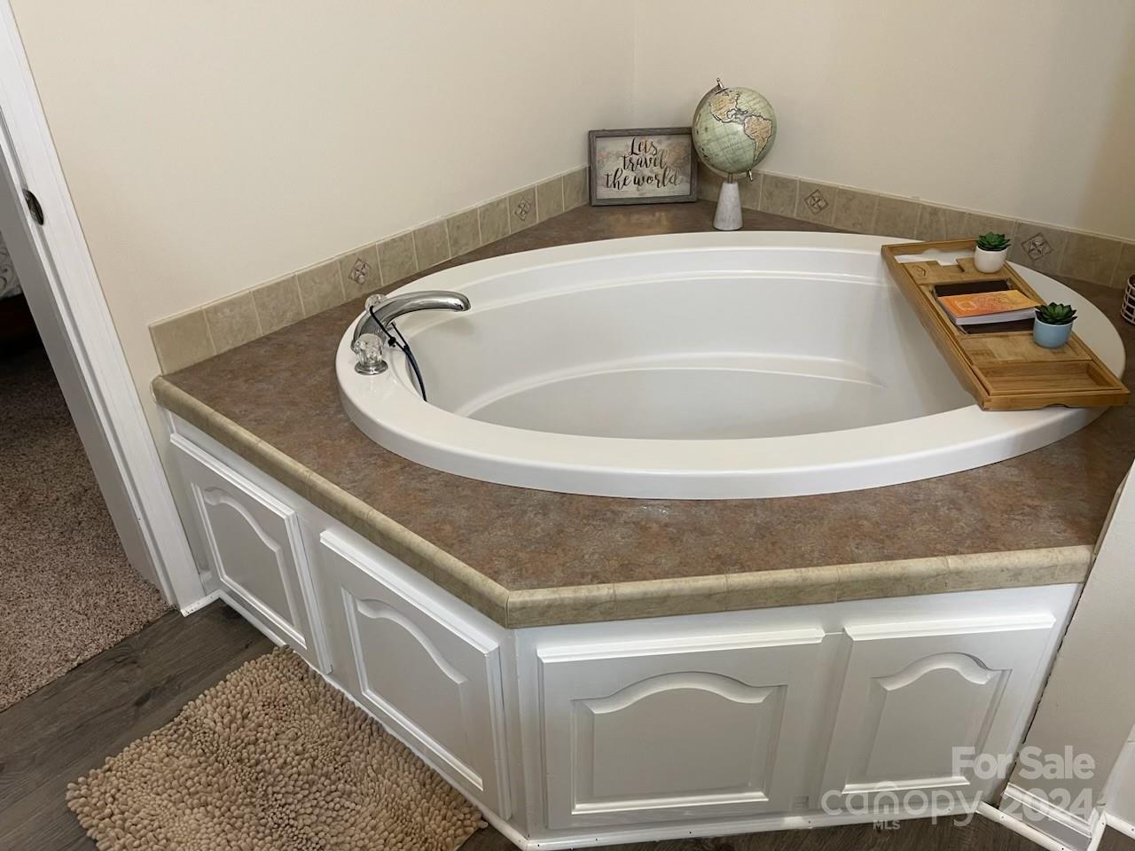 Carol Lynn Acres - Residential