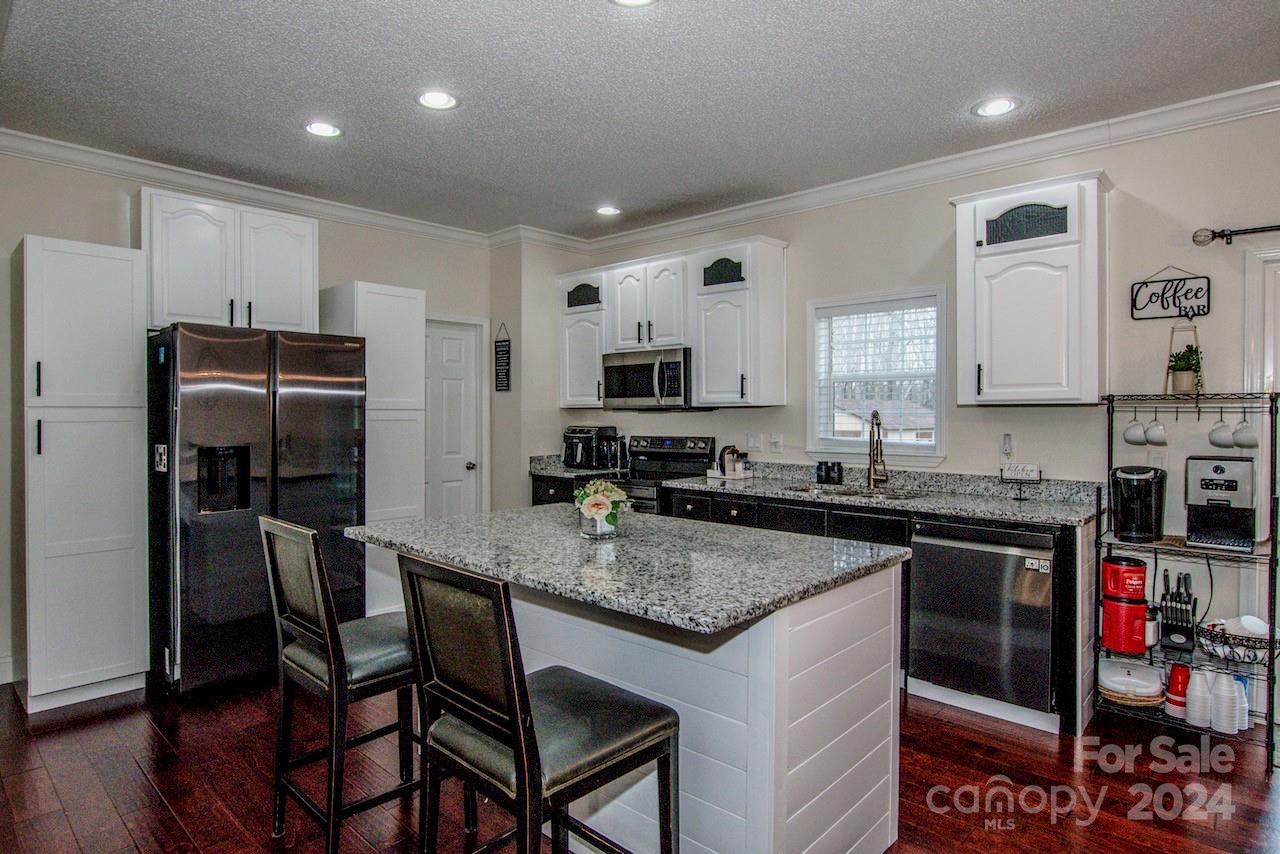 Carol Lynn Acres - Residential