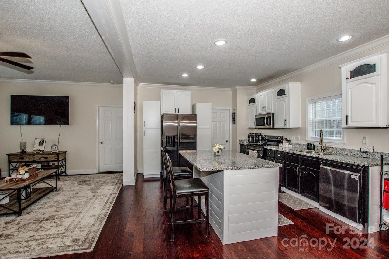 Carol Lynn Acres - Residential