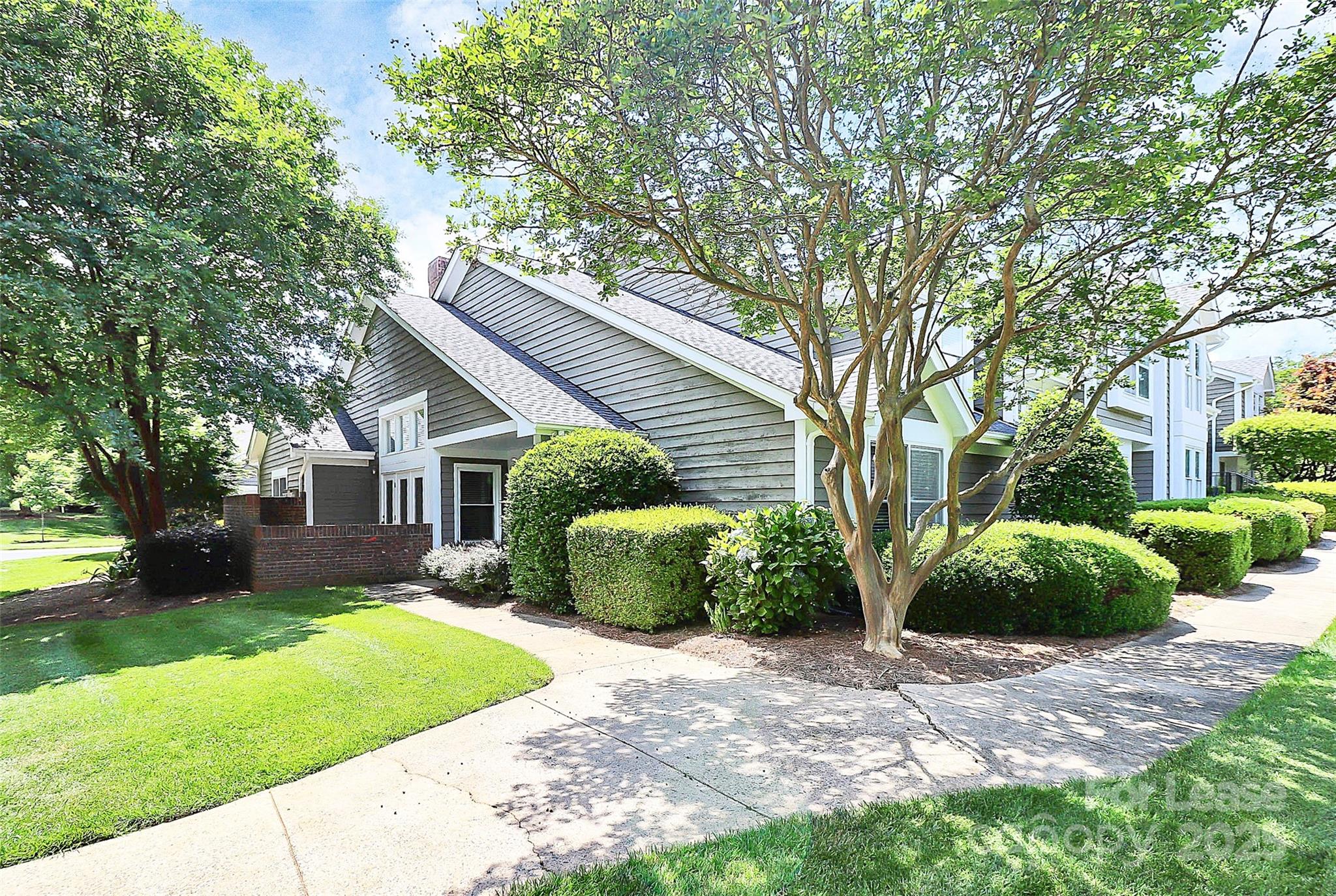 7123 Meeting Street