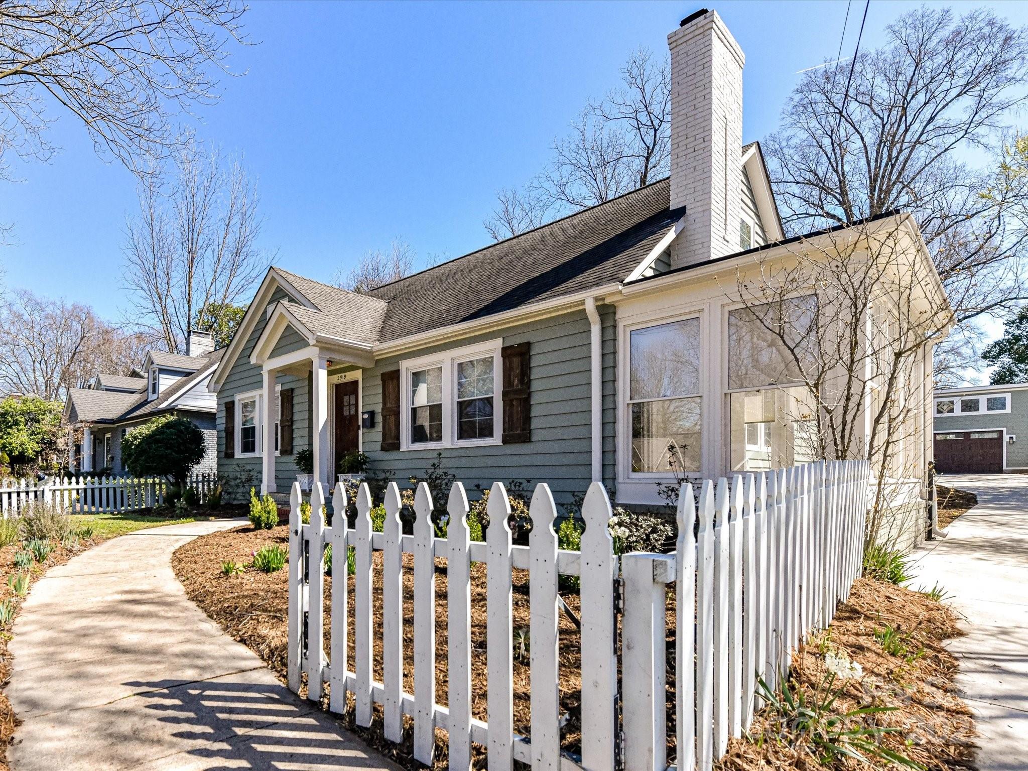 2919 Park Road