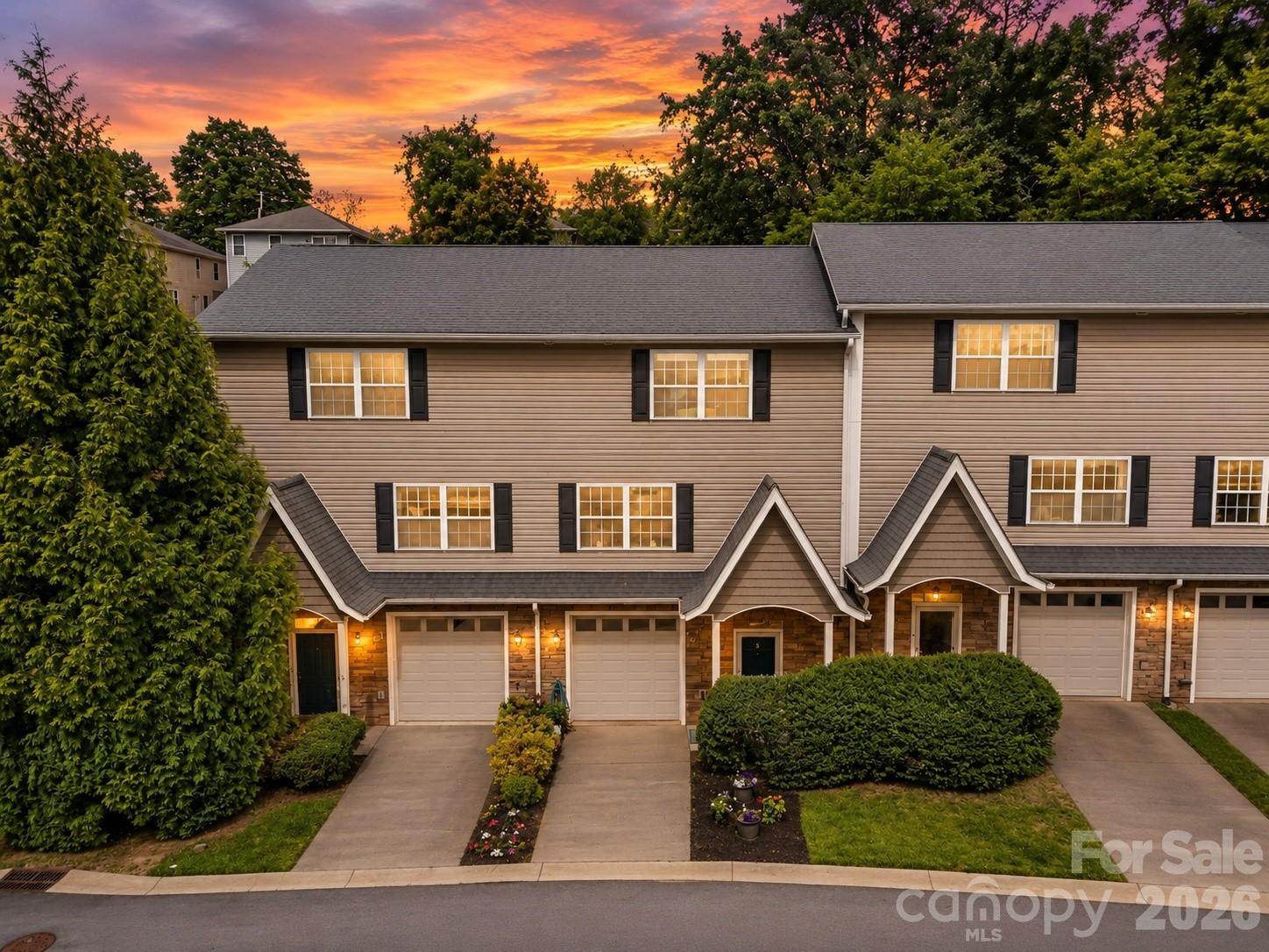 Photo 1 of 40 — 5 Terrace Court, Asheville, NC 28804
