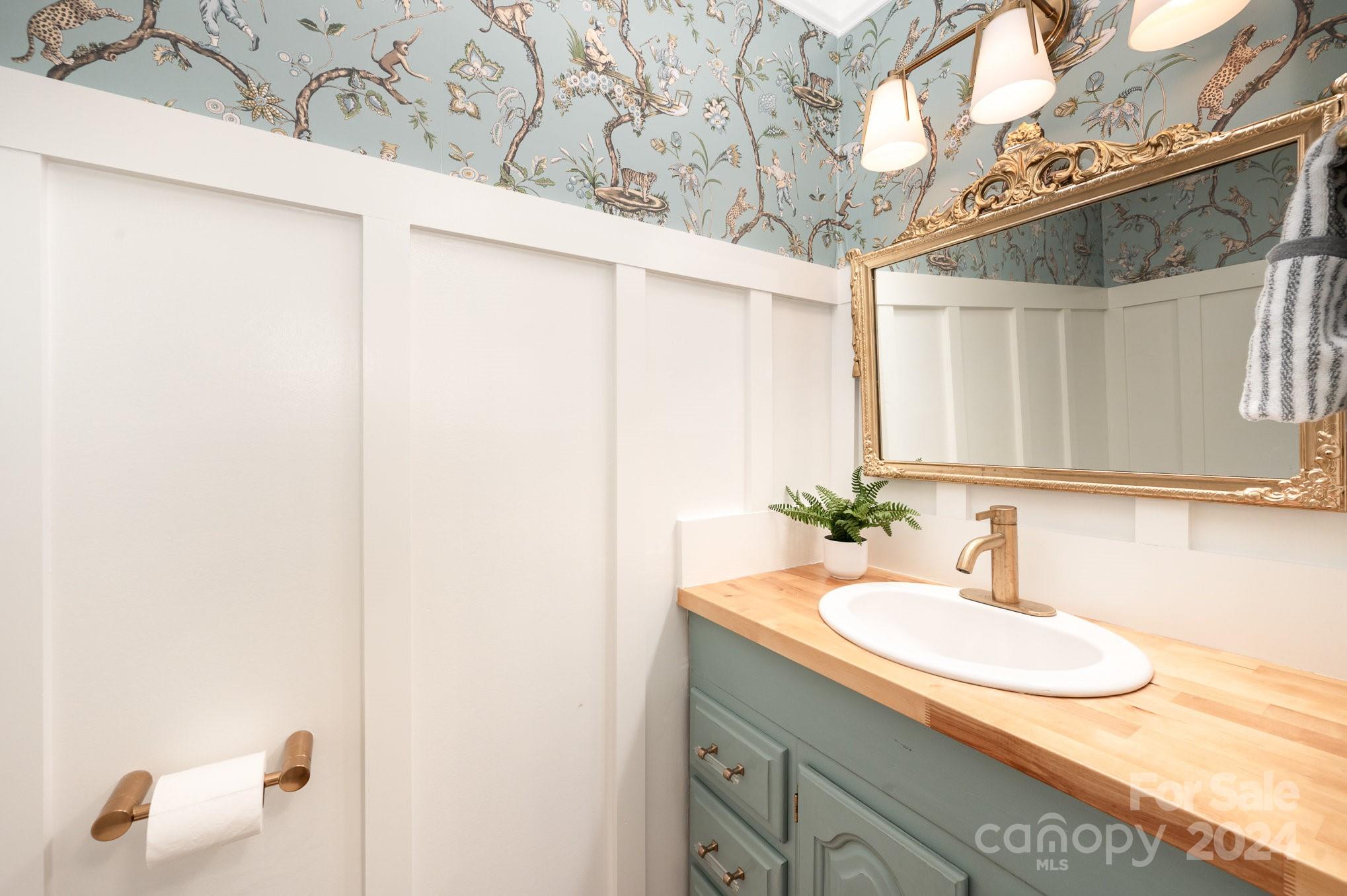 Waverly Hall - Residential