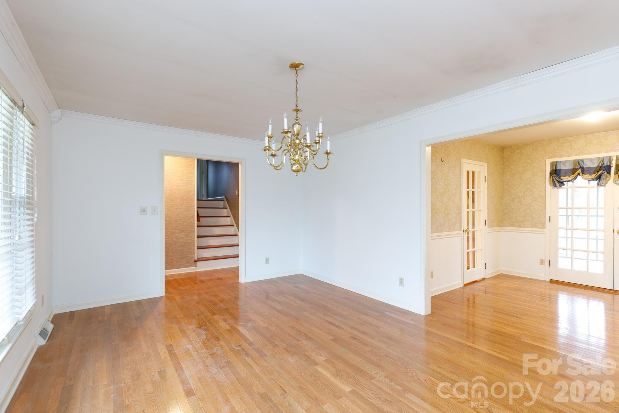 8219 Cliffside Drive