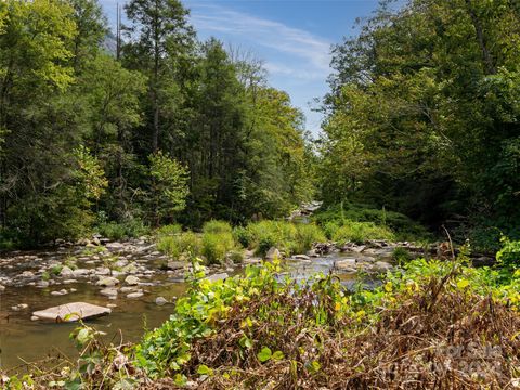 185-217 Three Rivers Drive 1-5 Hendersonville NC 28792