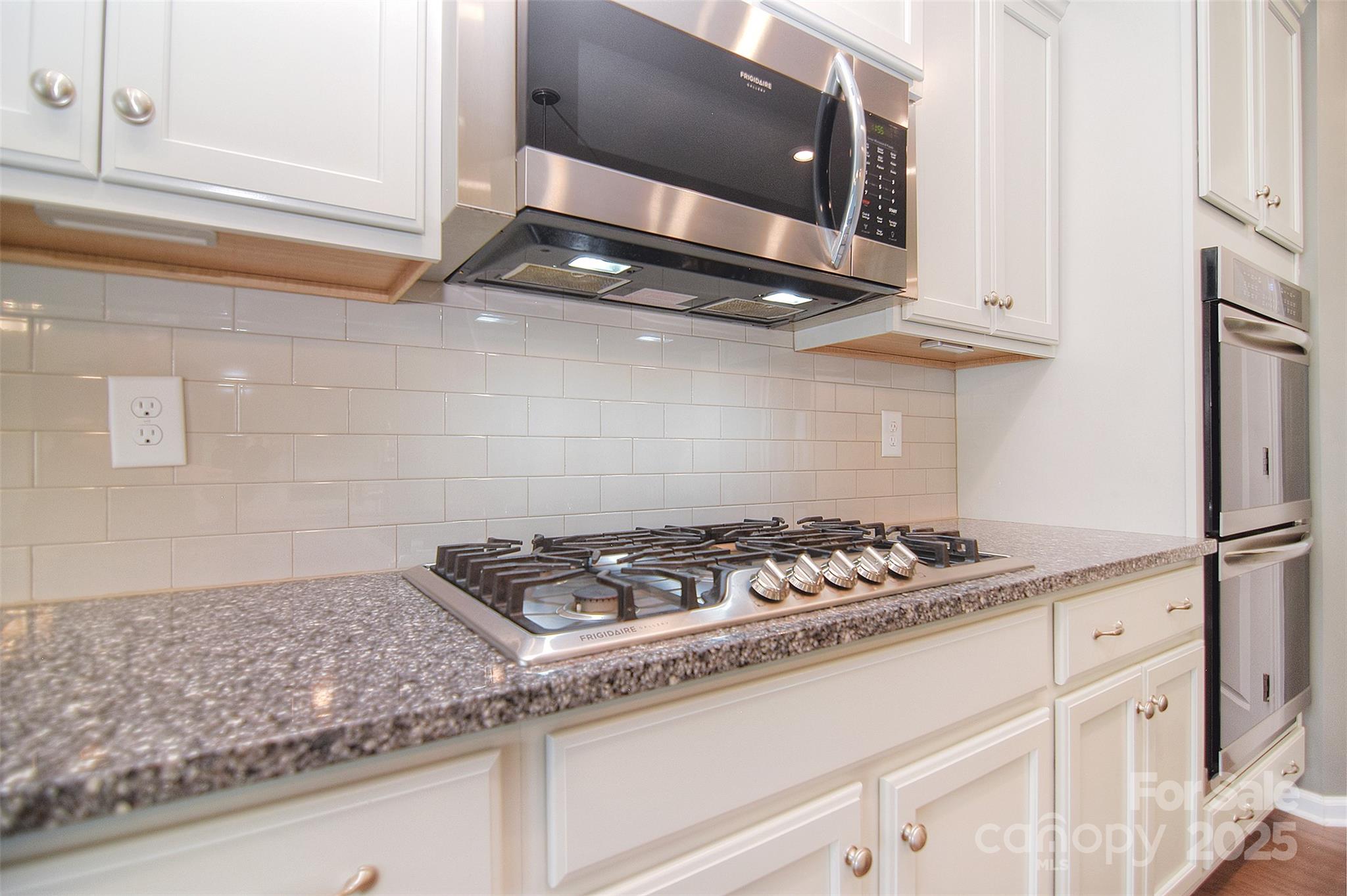 3073 Oliver Stanley Trail