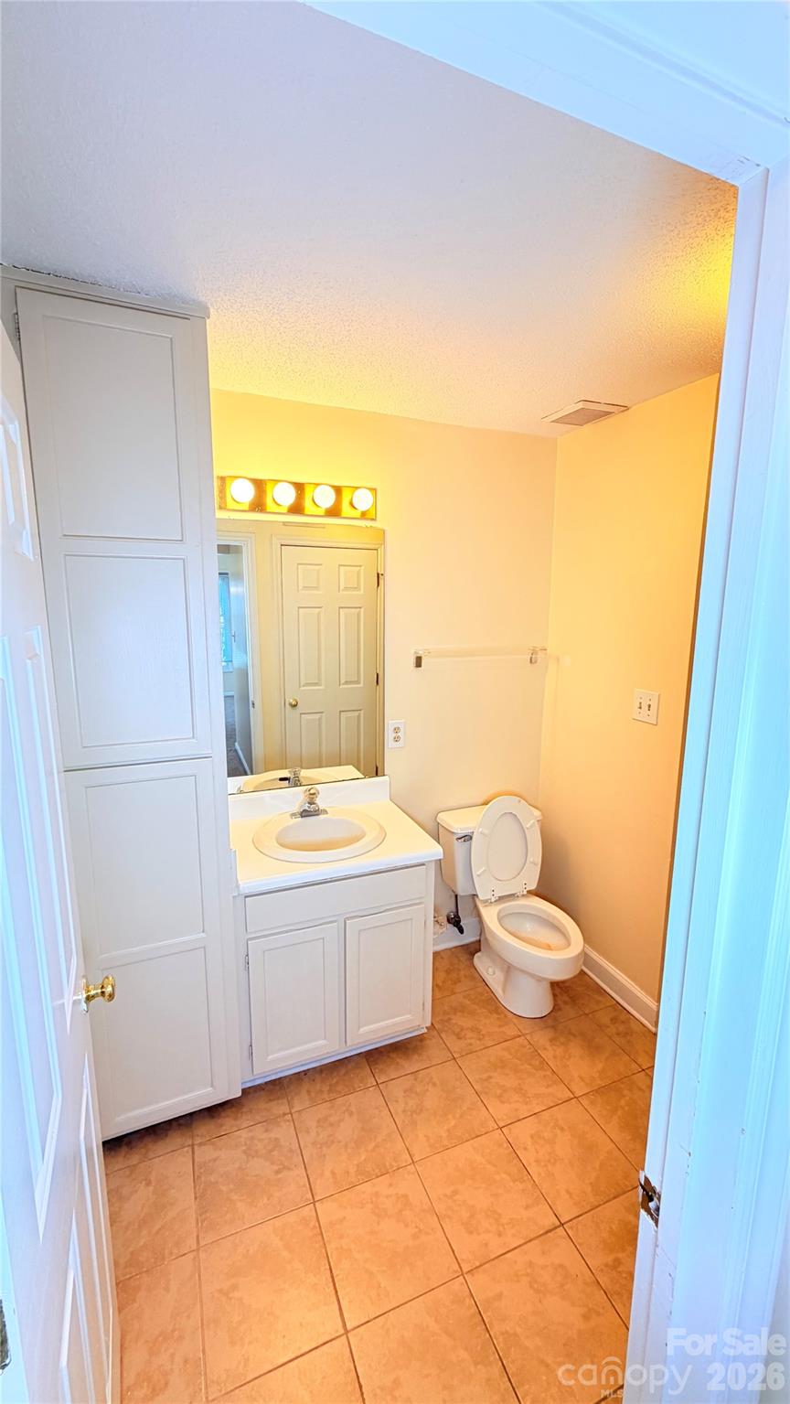 Latta Square - Residential