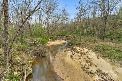 0000 Green Road 2 Lancaster SC 29720