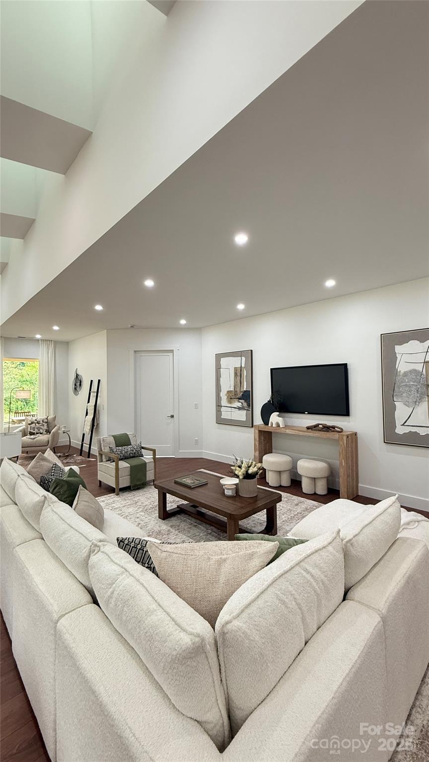 8516 Denbur Drive