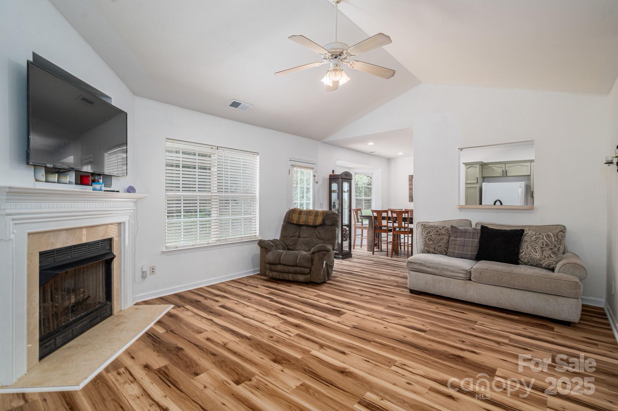 Longview Oaks - Residential