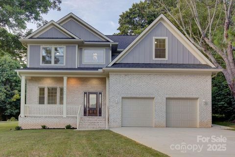 5125 Isaac Drive Charlotte NC 28216