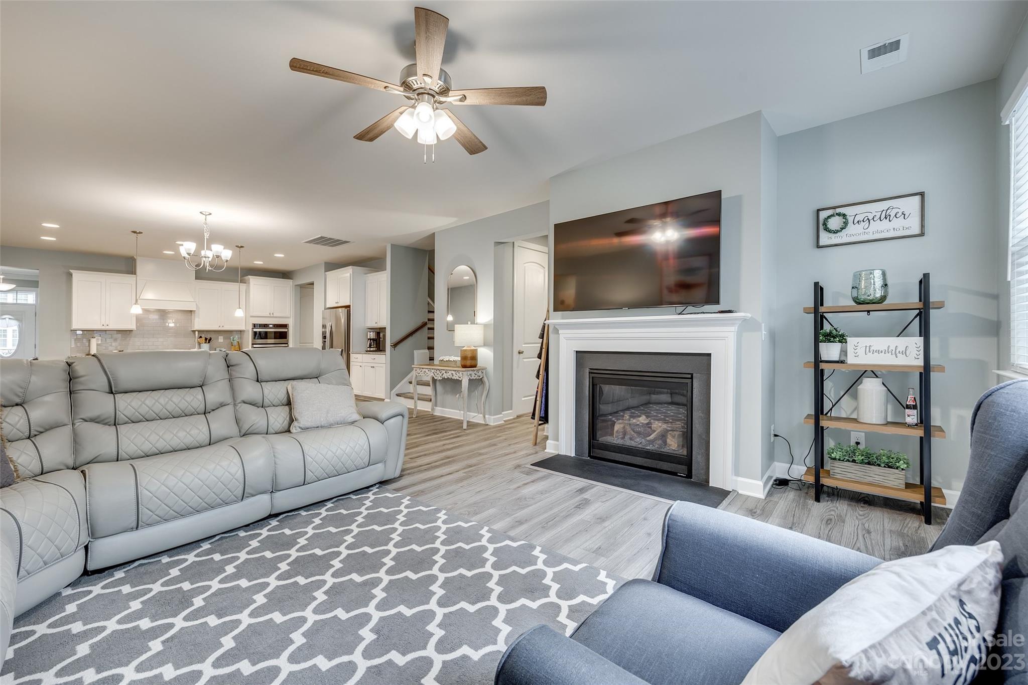 Lake Crest - Residential