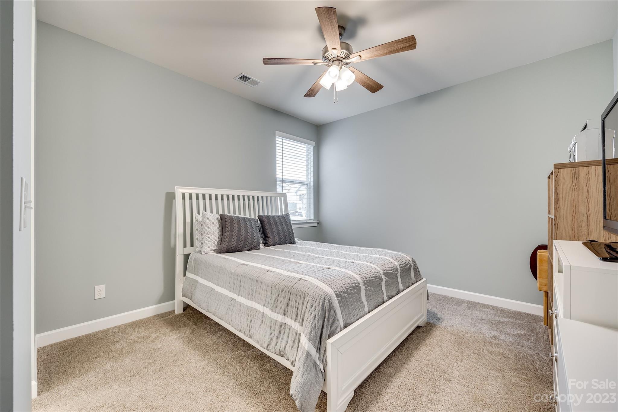 Lake Crest - Residential