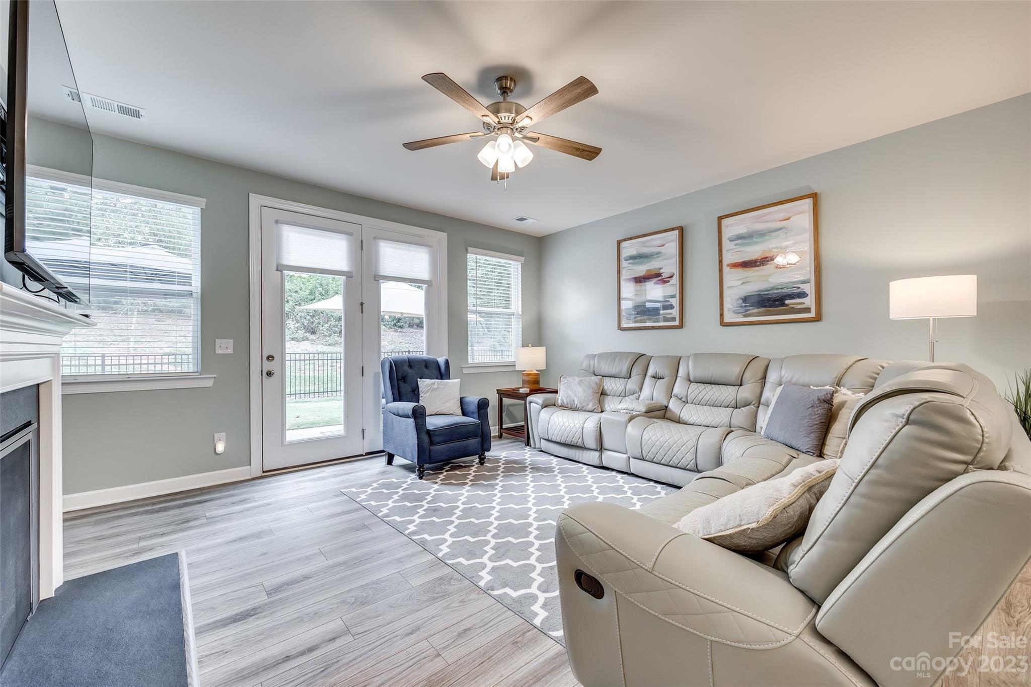 Lake Crest - Residential