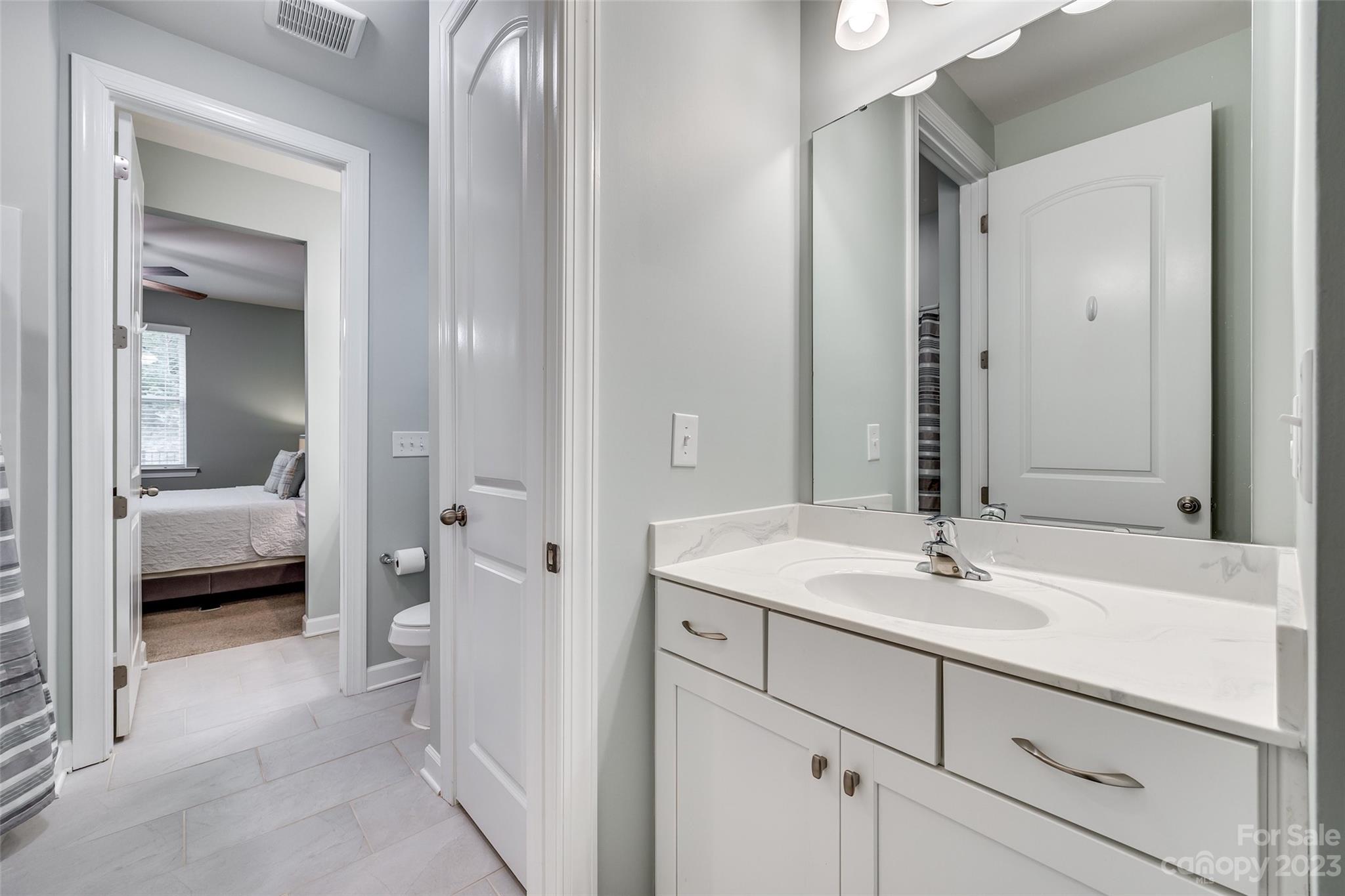 Lake Crest - Residential