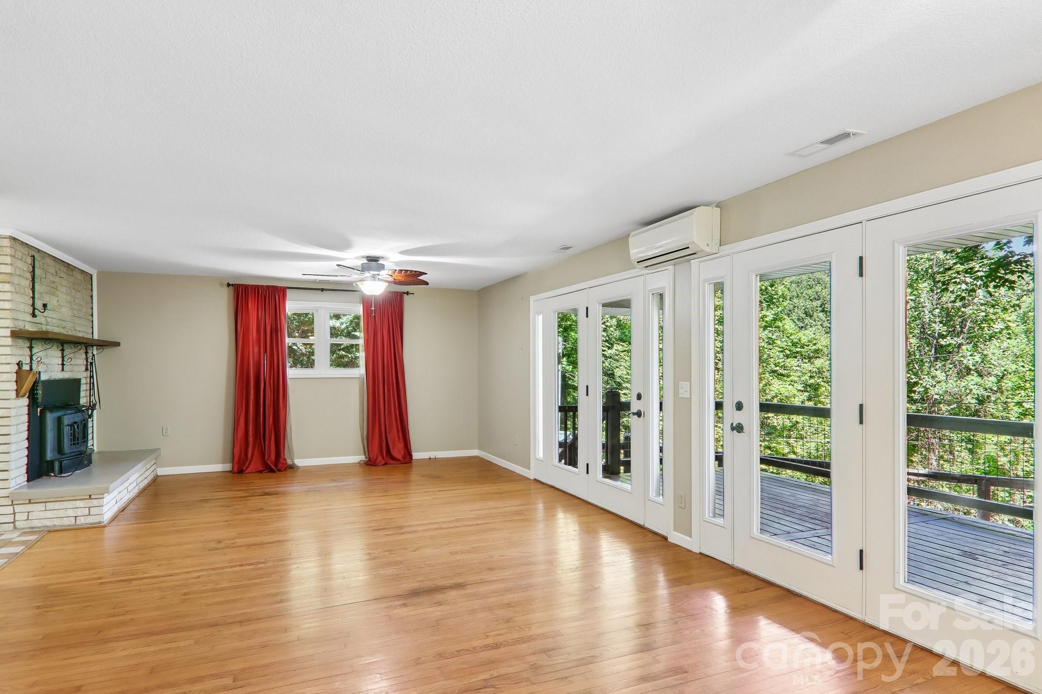 224 Highlands Loop