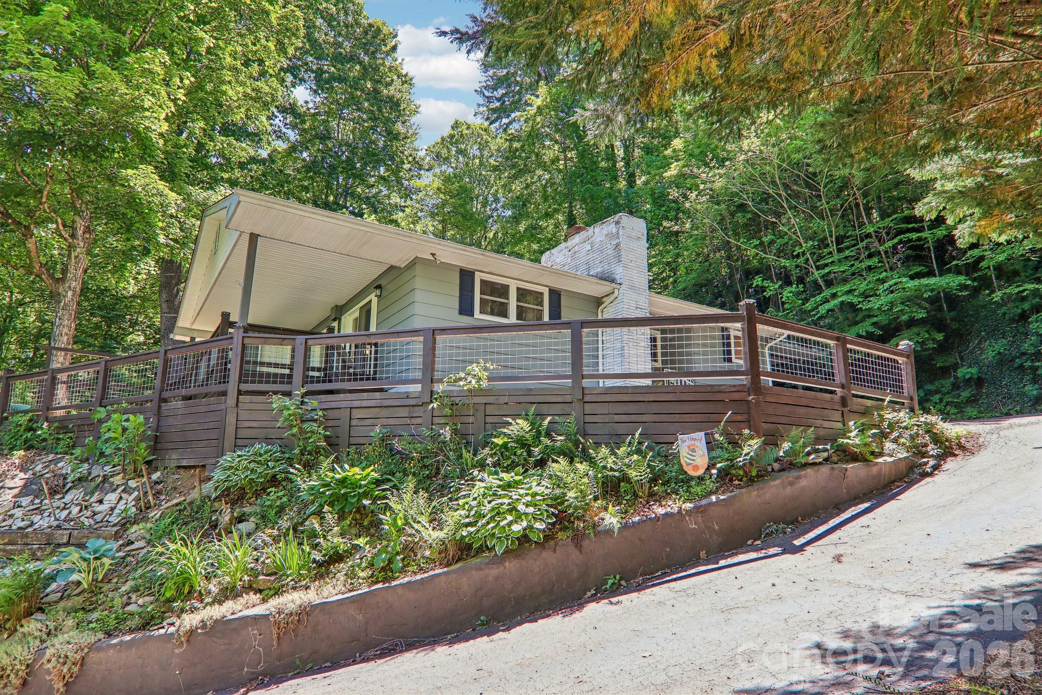 224 Highlands Loop