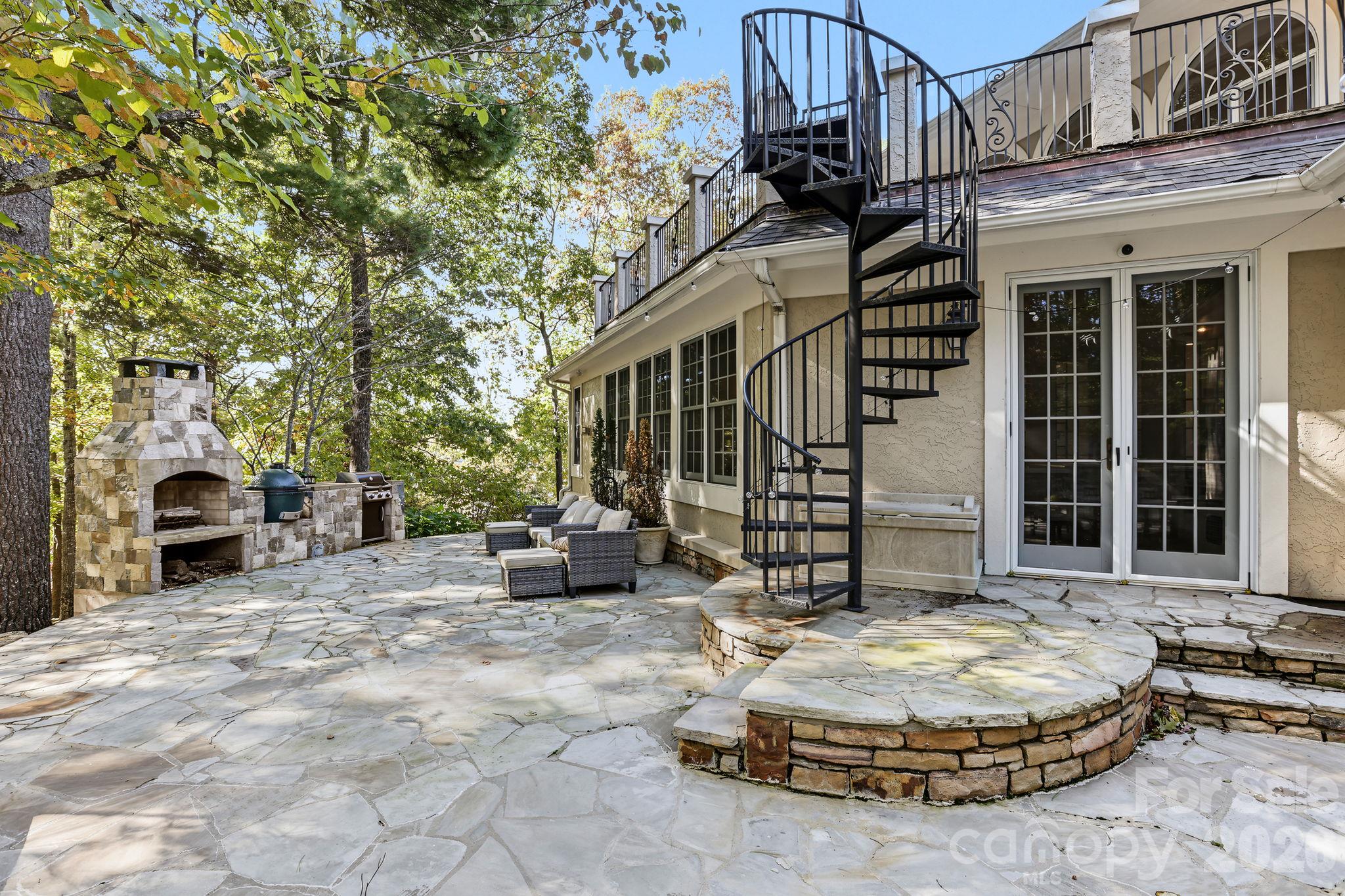 117 Founders Drive