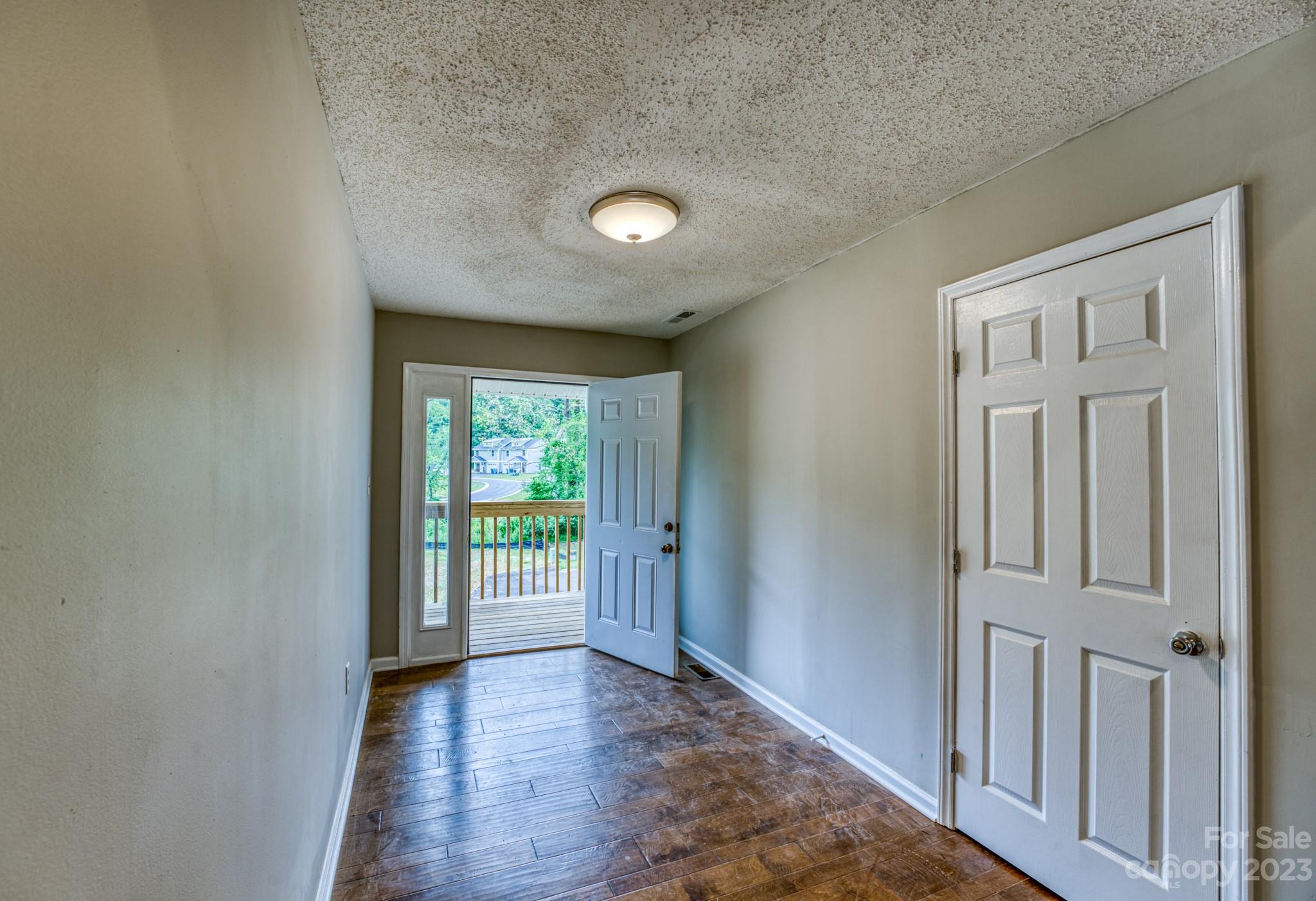 Sycamore Cove - Residential