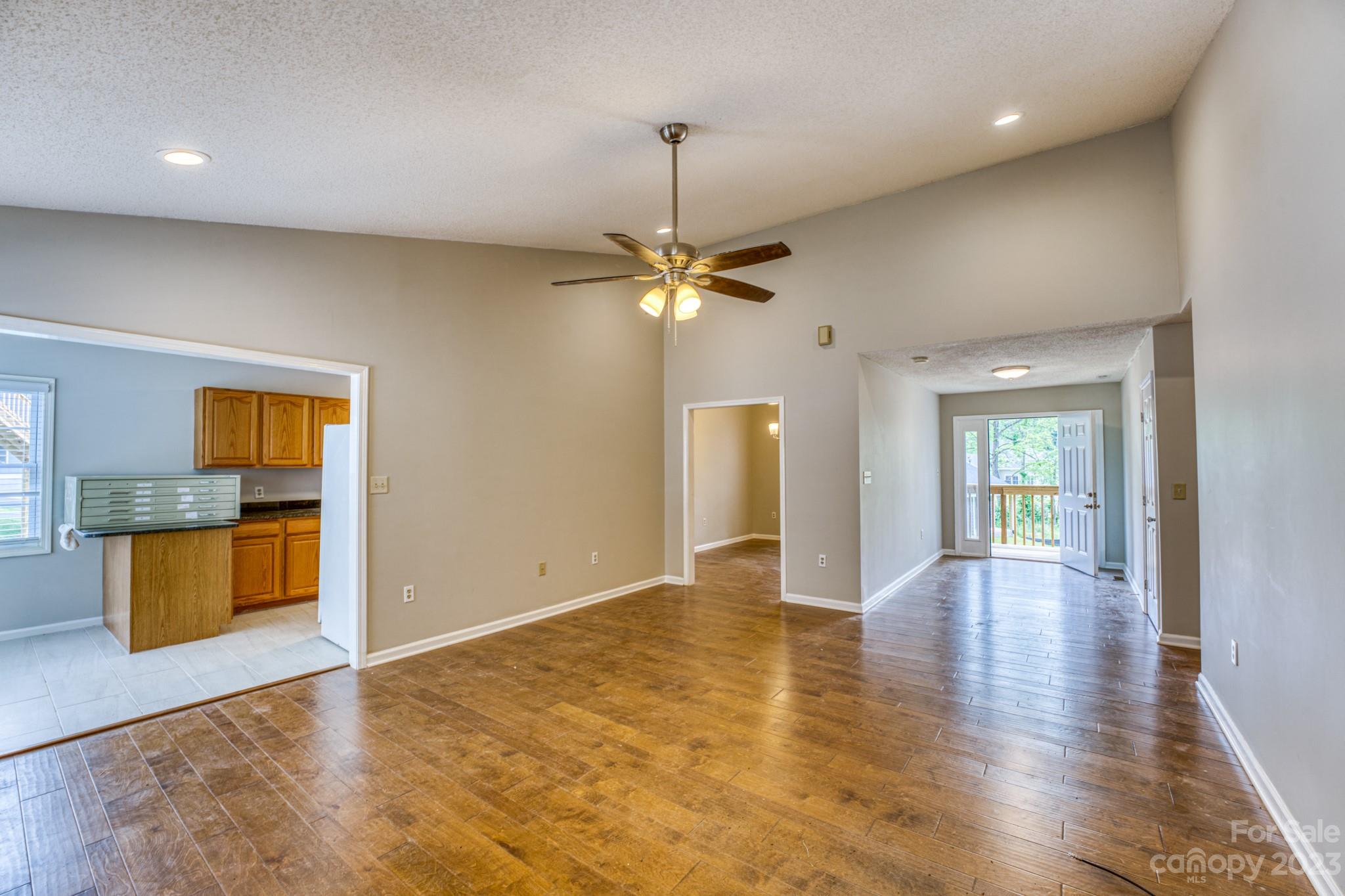 Sycamore Cove - Residential