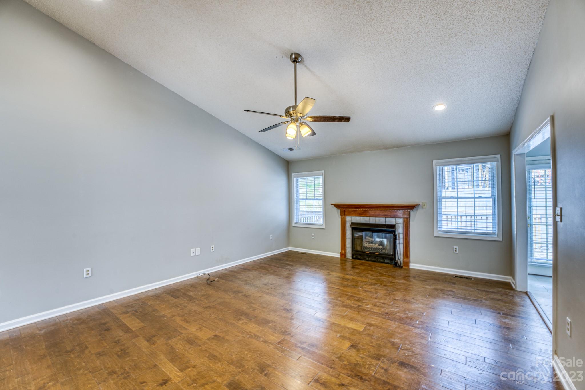 Sycamore Cove - Residential