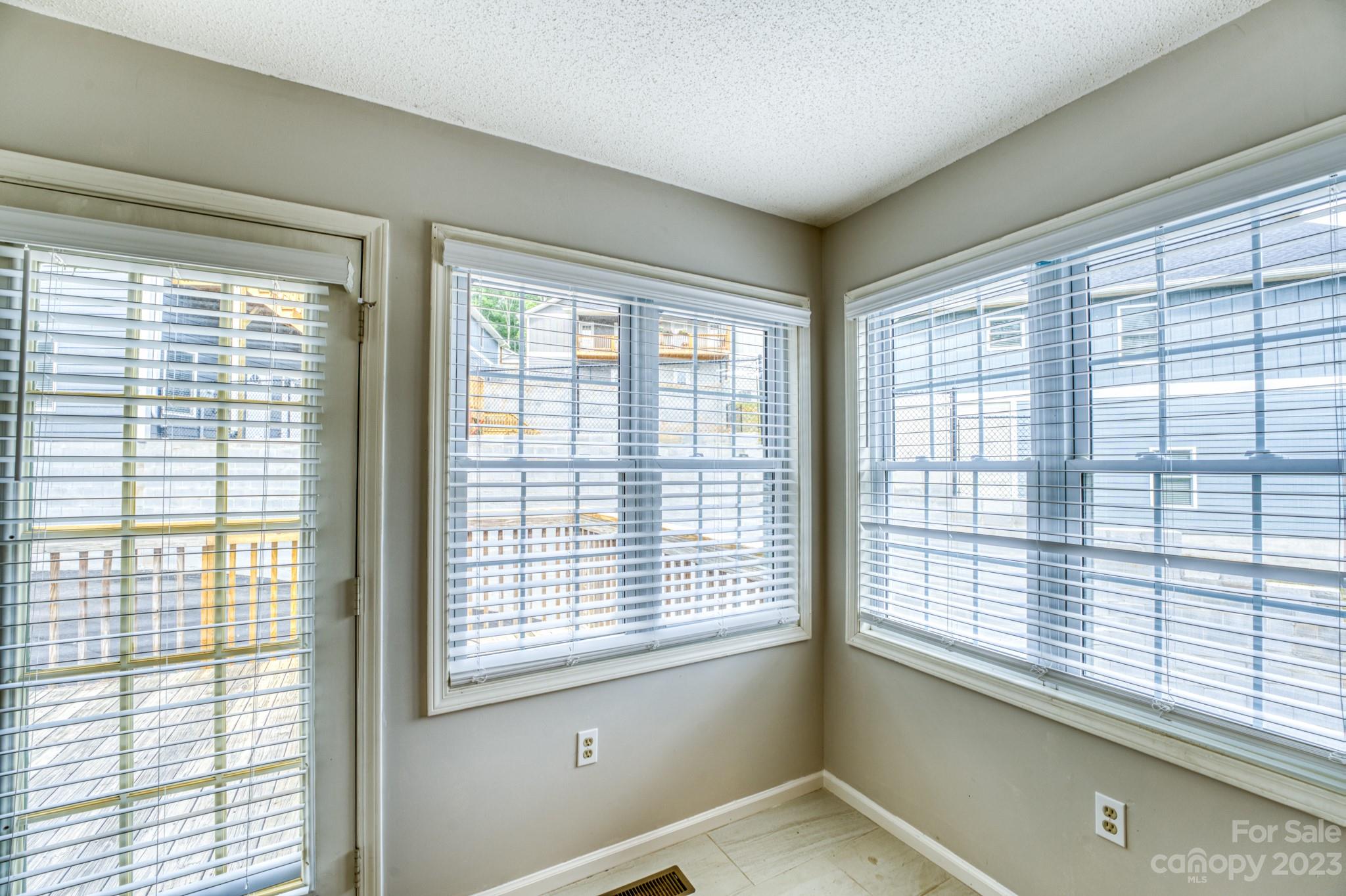 Sycamore Cove - Residential