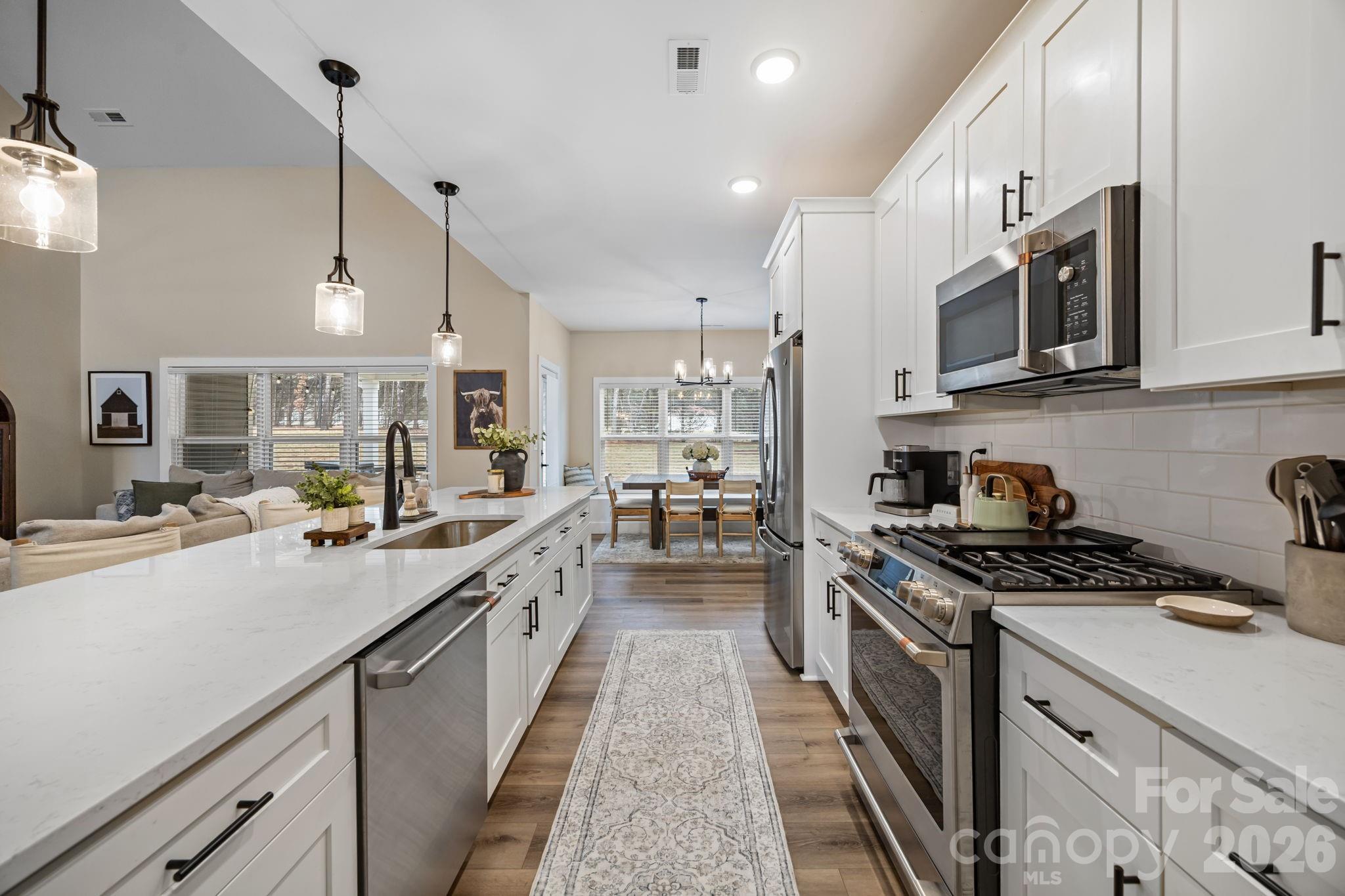 Windstone at Autumn Leaf - Residential