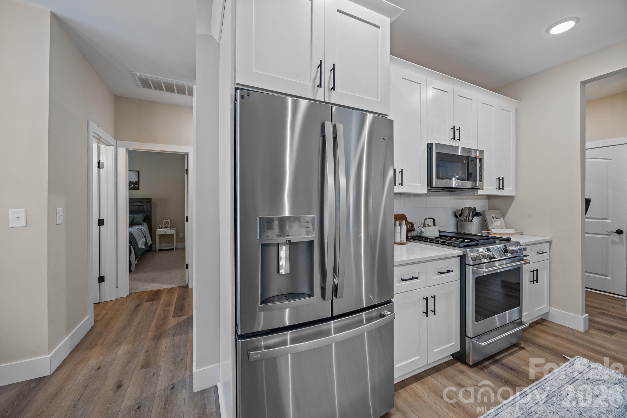 Windstone at Autumn Leaf - Residential