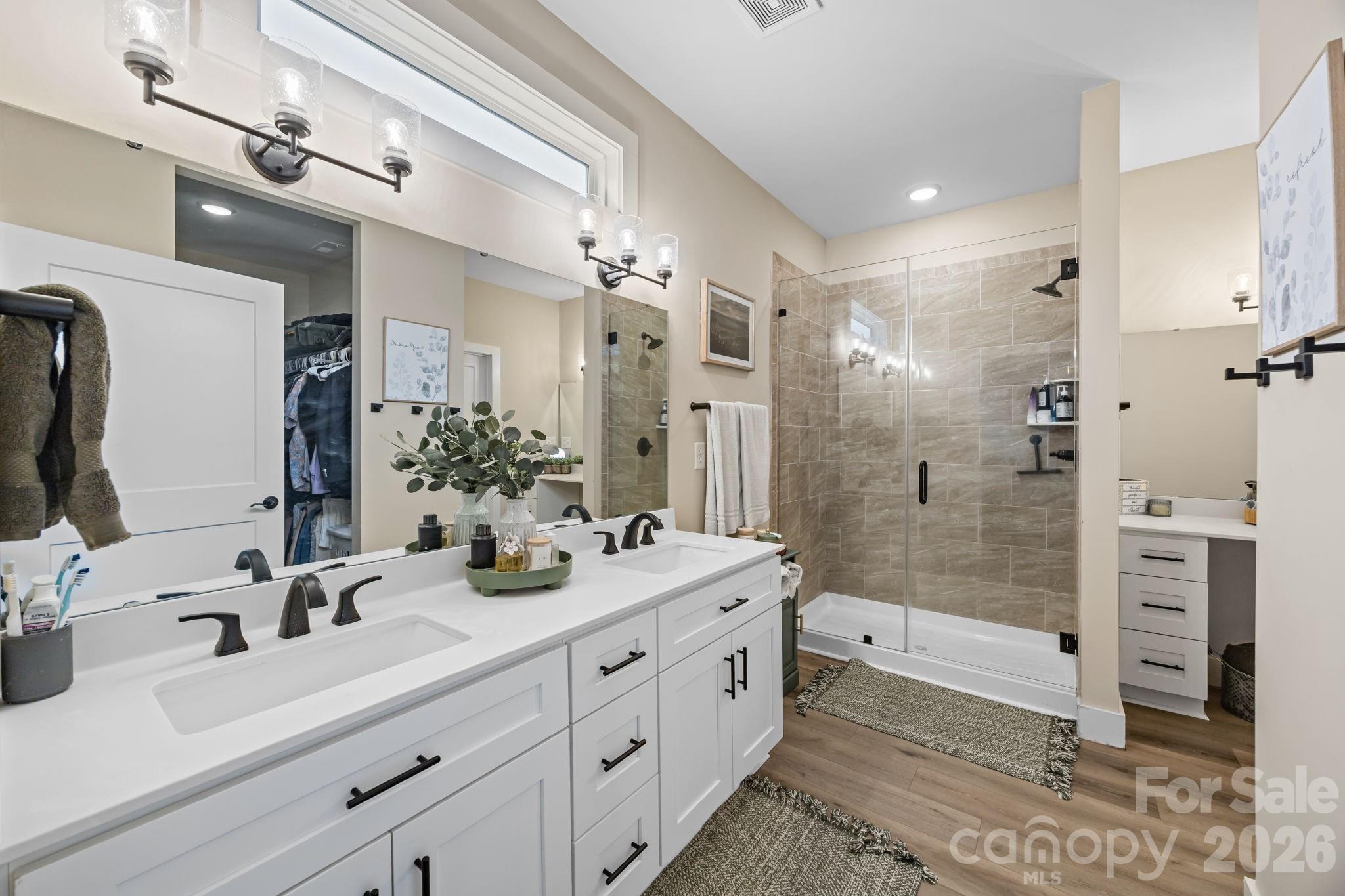 Windstone at Autumn Leaf - Residential